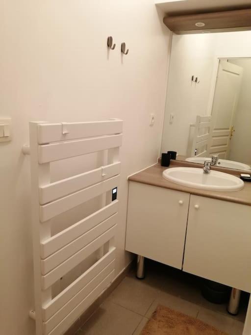 Apartament Fadil Valenciennes Zewnętrze zdjęcie
